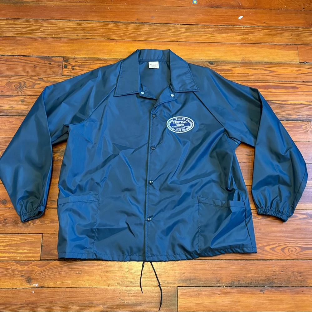 Vintage Classic Navy Windbreaker Jacket
